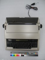 藏品(Panasonic –KX-E508E電動打字機)的圖片
