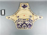 藏品(彩繡肚兜)的圖片