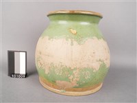 藏品(綠釉陶壺)的圖片