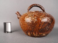 藏品(赤釉龍紋茶壺)的圖片