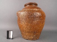 藏品(赤釉甕)的圖片