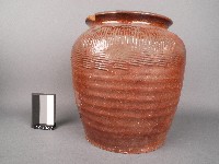 藏品(赤釉缸)的圖片