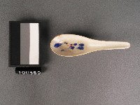 藏品(紅藍彩湯匙)的圖片