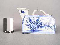 藏品(青花花卉紋尿壺)的圖片