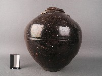 藏品(黑釉甕)的圖片
