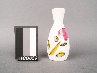 藏品(彩繪花卉紋酒瓶)的圖片