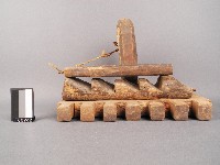 藏品(打草鞋工具)的圖片