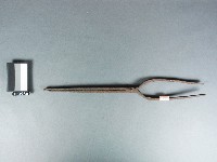 藏品(鐵火鉗)的圖片