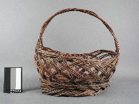 藏品(芒枝編提籃)的圖片