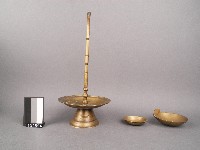 藏品(銅製油燈)的圖片