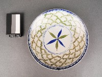 藏品(藍綠彩葉紋盤)的圖片