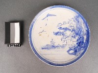 藏品(青花山水紋盤)的圖片