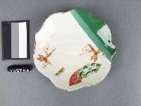藏品(彩繪梅花紋盤)的圖片