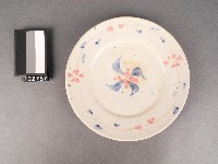 藏品(青花粉紅彩花卉紋盤)的圖片