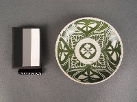 藏品(綠釉花卉紋碟)的圖片