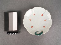 藏品(紅綠彩花卉紋碟)的圖片