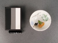 藏品(紅彩松鶴紋杯)的圖片