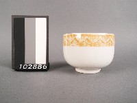 藏品(黃金釉花卉紋杯)的圖片