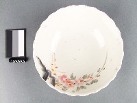 藏品(彩繪花卉紋碗)的圖片