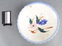 藏品(彩繪花卉紋碗)的圖片