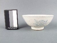 藏品(青花牡丹壽字碗)的圖片