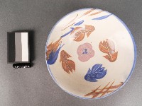 藏品(三彩花卉紋碗)的圖片