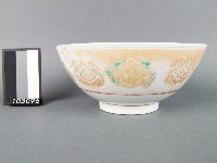 藏品(黃金釉彩繪花卉紋碗)的圖片