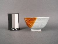 藏品(赤藍彩花鳥紋碗)的圖片