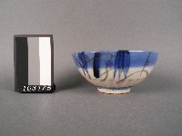 藏品(彩繪竹葉紋碗)的圖片