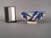 藏品(藍綠彩竹葉紋碗)的圖片