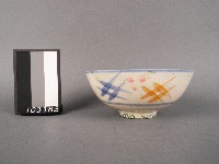 藏品(彩繪竹葉紋碗)的圖片