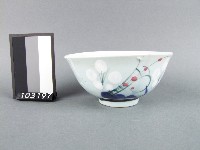 藏品(彩繪花卉紋碗)的圖片