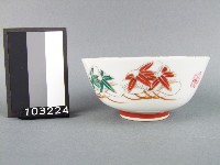 藏品(紅綠彩花卉竹葉紋碗)的圖片