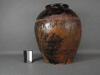 藏品(褐釉磚胎甕)的圖片