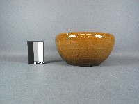 藏品(褐釉火爐)的圖片