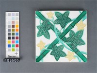 藏品(黃綠彩葉紋磁磚)的圖片