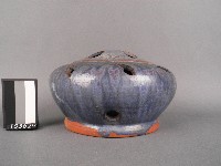 藏品(藍釉火籠)的圖片