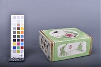 藏品(彩繪花蝶鳥紋枕)的圖片