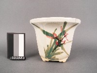 藏品(彩繪花卉紋花盆)的圖片