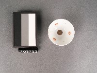 藏品(紅綠彩花卉紋杯)的圖片