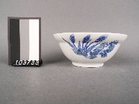 藏品(青花印花花卉紋碗)的圖片