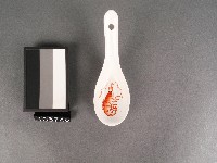 藏品(紅彩蝦紋湯匙)的圖片