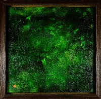 藏品(隱藏在綠色草原的斷層)的圖片