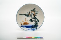 藏品(鶯歌手繪鷹鳥山水盤)的圖片