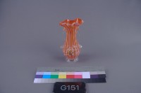 藏品(絞紋牡丹花瓶（直紋一對）)的圖片