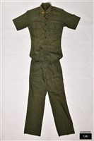 藏品(陸軍短袖襯衫+長褲)的圖片