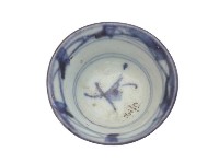 藏品(青花寫意纏枝花卉紋茶杯)的圖片