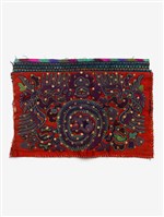藏品(中國臺江苗族紅底紫紅色刺繡繡片)的圖片