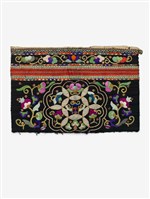 藏品(中國臺江苗族黑底黃縐繡繡片)的圖片