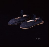 藏品(兒童皮跟鞋)的圖片